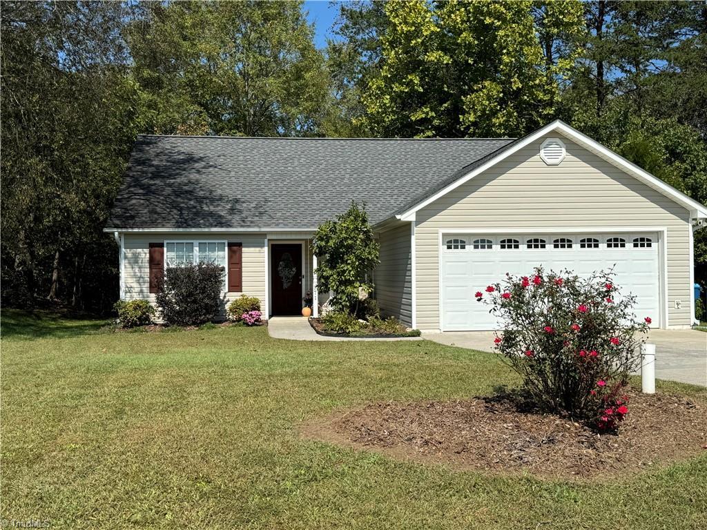 571 Whitney, 1158352, Mocksville, Stick/Site Built,  for sale, Lisa Militzer,  Connection Realty, LLC